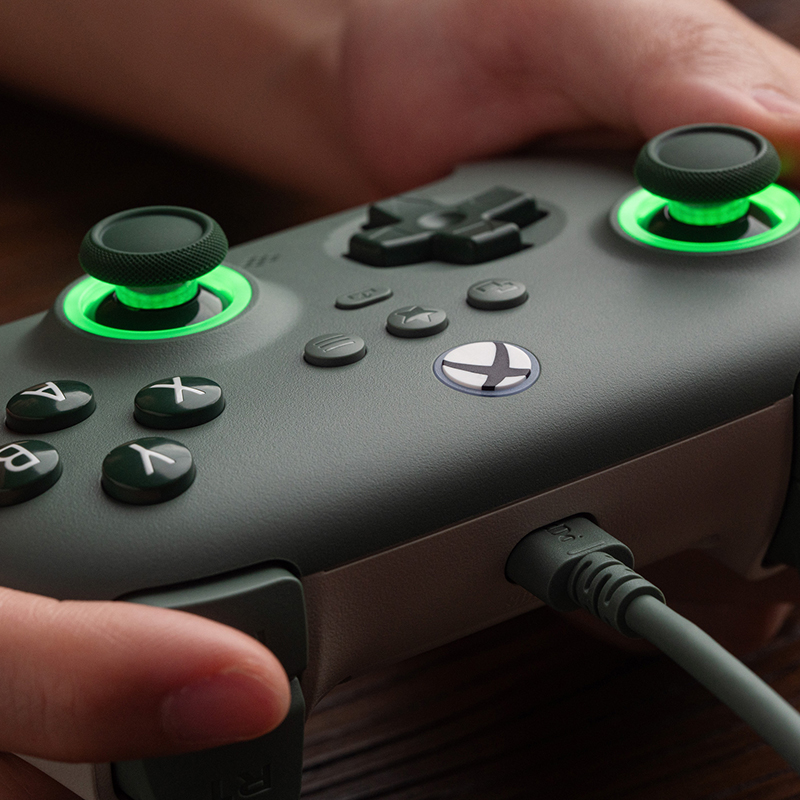 Contrôleur de jeu filaire 8Bit - Pc Gaming Xbox avis et prix